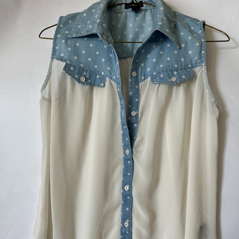 Stylish Feminine sheer sleeveless shirt